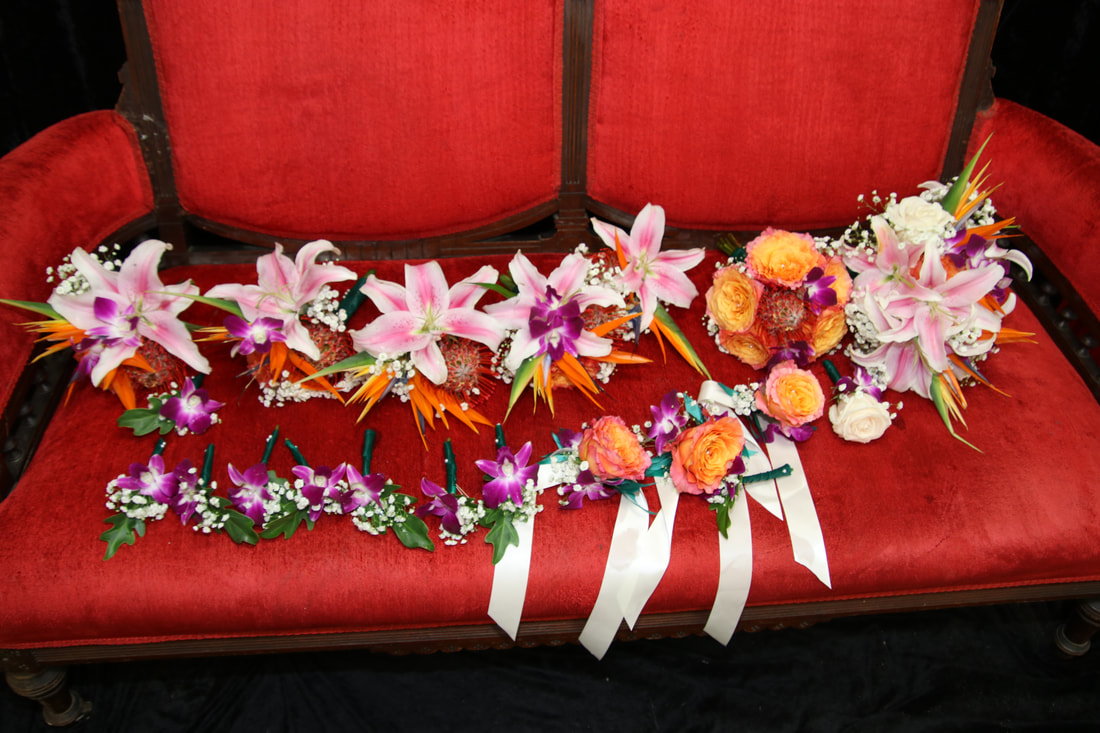 Surfside Florist Cocoa Beach Cocoa Beach Weddings Beach Weddings In Florida By Dave And Sherri One Stop Shop Beach Wedding Planners For Your Cocoa Beach Wedding